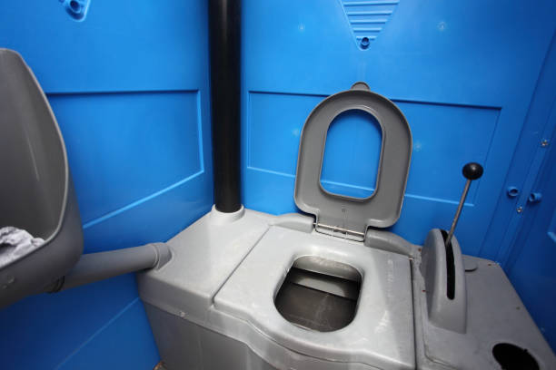 Best Porta potty delivery and setup  in Everett, WA